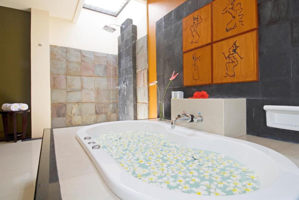 סמיניאק D'Alang Alang Villas מראה חיצוני תמונה