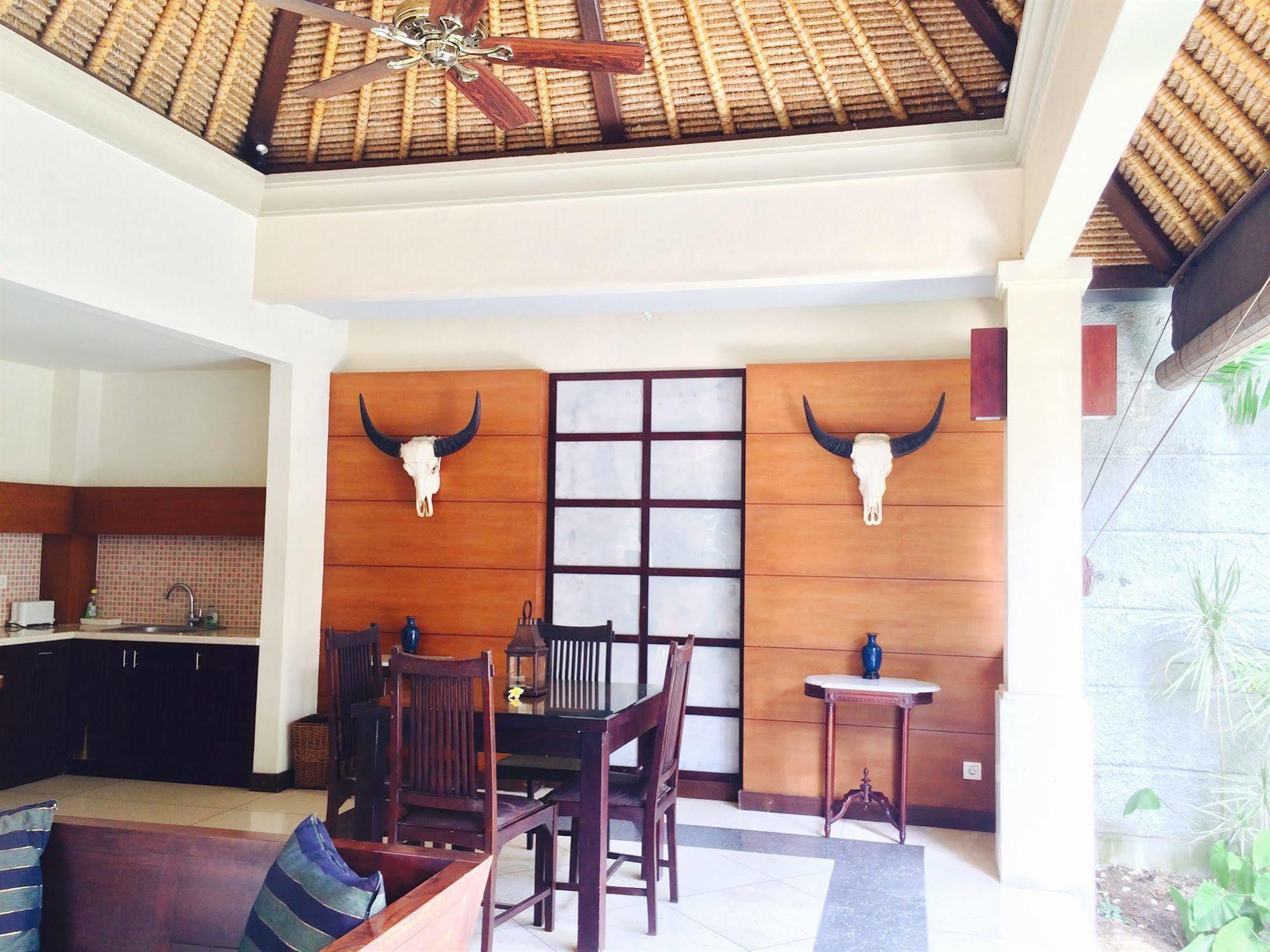 סמיניאק D'Alang Alang Villas מראה חיצוני תמונה