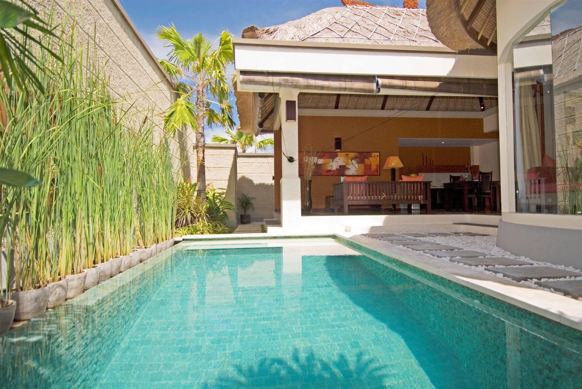 סמיניאק D'Alang Alang Villas מתקנים תמונה