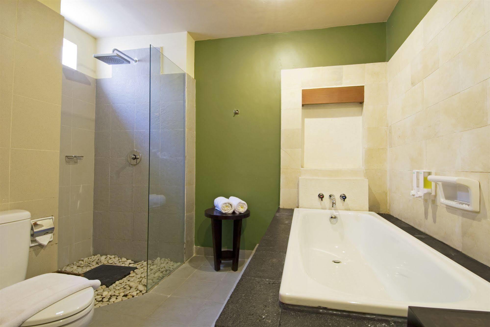 סמיניאק D'Alang Alang Villas מראה חיצוני תמונה