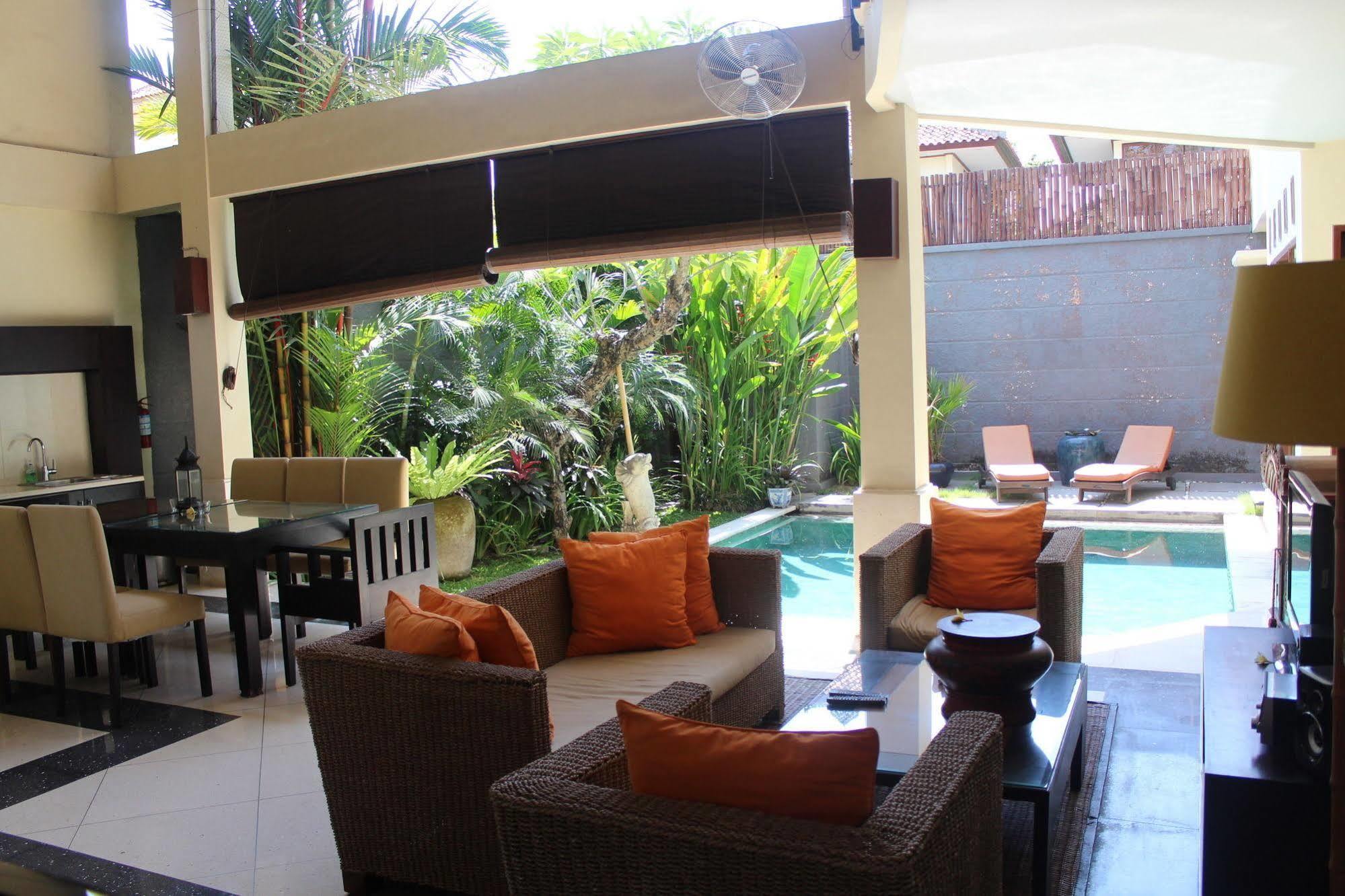סמיניאק D'Alang Alang Villas מראה חיצוני תמונה